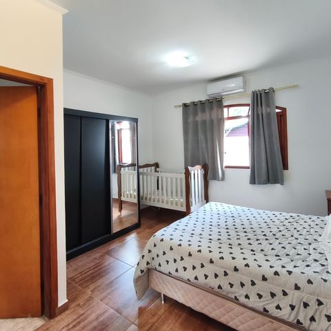 Casa para alugar com 190m², 5 quartos e 4 vagas Casa para alugar com 190m², 5 quartos e 4 vagasCasa 2 - Quarto