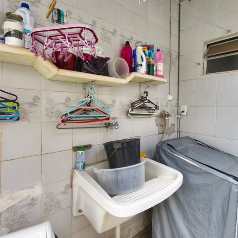 Casa para alugar com 190m², 5 quartos e 4 vagas Casa para alugar com 190m², 5 quartos e 4 vagasÁrea de Serviço