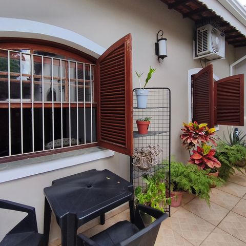 Casa para alugar com 190m², 5 quartos e 4 vagas Casa para alugar com 190m², 5 quartos e 4 vagasQuintal