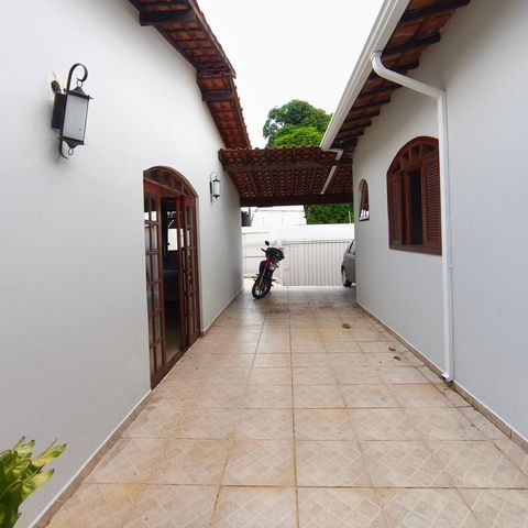 Casa para alugar com 190m², 5 quartos e 4 vagas Casa para alugar com 190m², 5 quartos e 4 vagasQuintal
