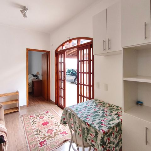 Casa para alugar com 190m², 5 quartos e 4 vagas Casa para alugar com 190m², 5 quartos e 4 vagasCasa 2 - Cozinha