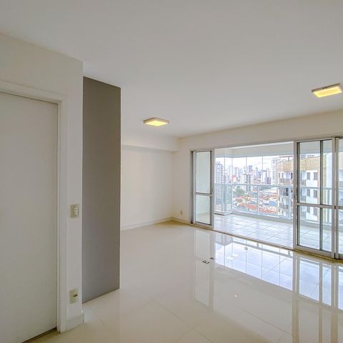 Studio à venda com 53m², 1 quarto e 1 vaga Studio à venda com 53m², 1 quarto e 1 vagaStudio