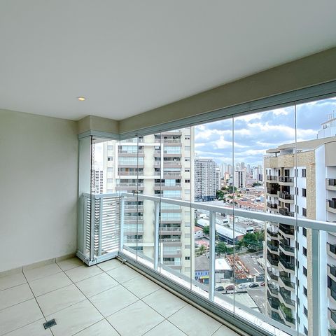Studio à venda com 53m², 1 quarto e 1 vaga Studio à venda com 53m², 1 quarto e 1 vagaVaranda