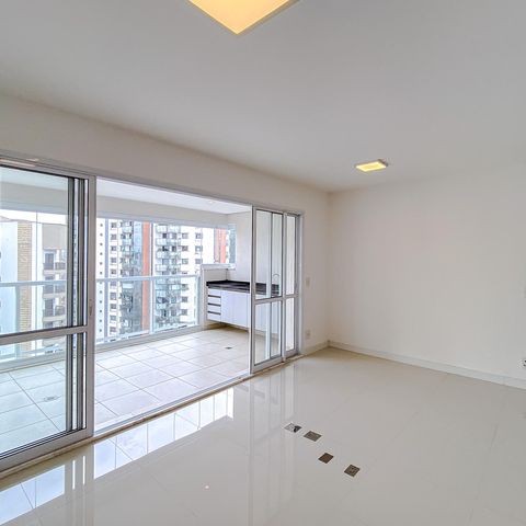 Studio à venda com 53m², 1 quarto e 1 vaga Studio à venda com 53m², 1 quarto e 1 vagaStudio