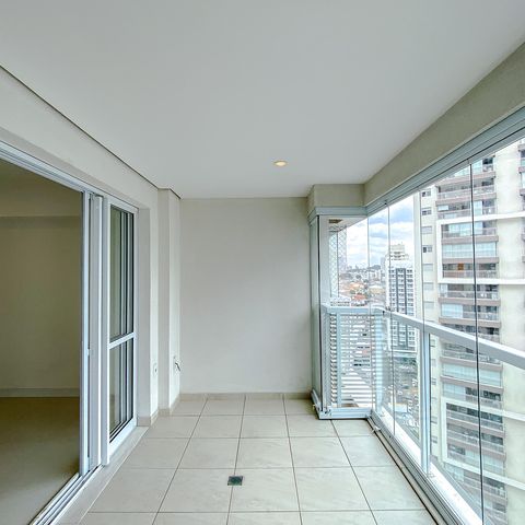 Studio à venda com 53m², 1 quarto e 1 vaga Studio à venda com 53m², 1 quarto e 1 vagaVaranda