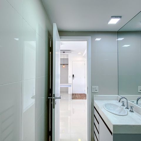 Studio à venda com 53m², 1 quarto e 1 vaga Studio à venda com 53m², 1 quarto e 1 vagaBanheiro
