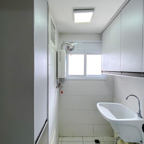 Studio à venda com 53m², 1 quarto e 1 vaga Studio à venda com 53m², 1 quarto e 1 vagaÁrea de Serviço