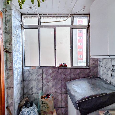 Apartamento à venda com 72m², 2 quartos e 1 vagaÁrea de Serviço