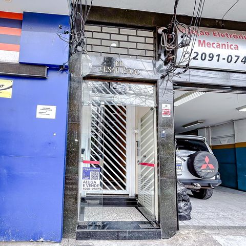 Apartamento à venda com 72m², 2 quartos e 1 vagaFachada com Plaquinha