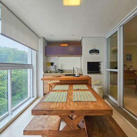 Apartamento para alugar com 85m², 2 quartos e 2 vagasVaranda