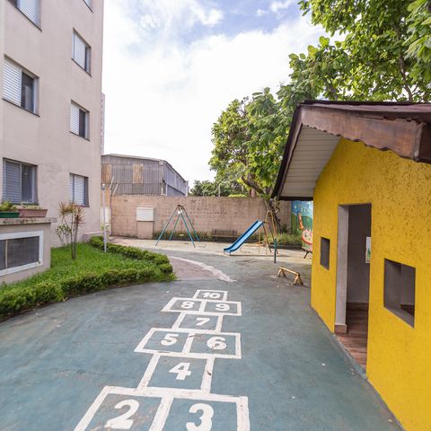 Apartamento à venda com 50m², 2 quartos e 1 vagaÁrea comum - Churrasqueira
