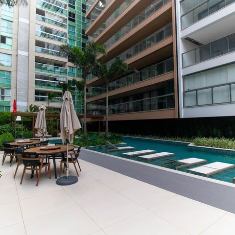 Apartamento para alugar com 147m², 3 quartos e 2 vagas Apartamento para alugar com 147m², 3 quartos e 2 vagasÁrea comum