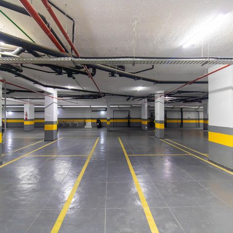 Apartamento para alugar com 147m², 3 quartos e 2 vagas Apartamento para alugar com 147m², 3 quartos e 2 vagasGaragem