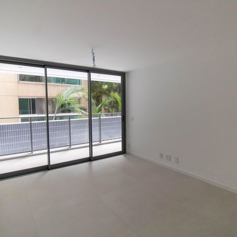 Apartamento para alugar com 147m², 3 quartos e 2 vagas Apartamento para alugar com 147m², 3 quartos e 2 vagasSuíte 2