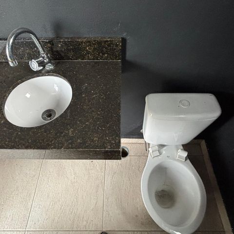 Apartamento à venda com 102m², 2 quartos e 1 vagaCobertura - Banheiro