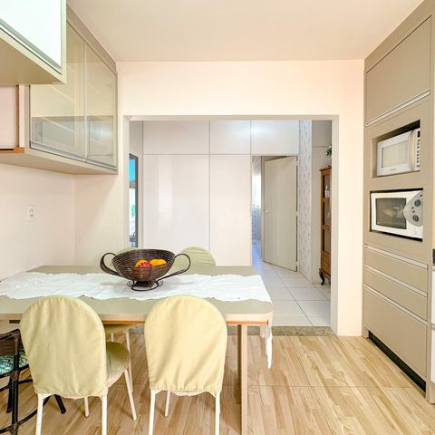 Casa para alugar com 167m², 4 quartos e 6 vagasSala/Cozinha
