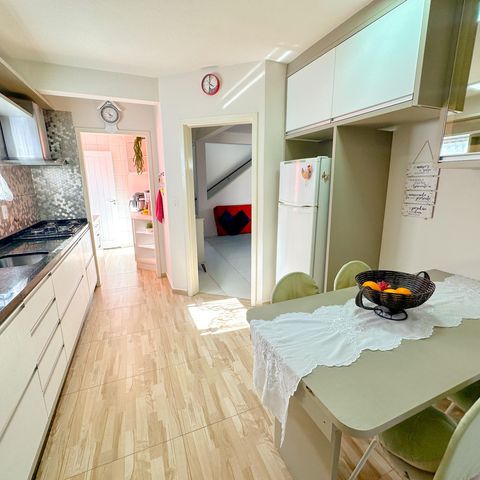 Casa para alugar com 167m², 4 quartos e 6 vagasCozinha