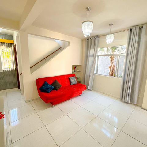 Casa para alugar com 167m², 4 quartos e 6 vagasSala