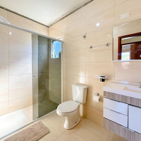 Casa para alugar com 167m², 4 quartos e 6 vagasBanheiro 1