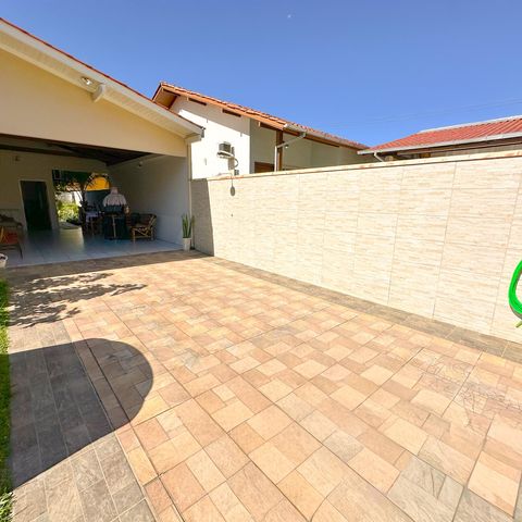 Casa para alugar com 167m², 4 quartos e 6 vagasGaragem