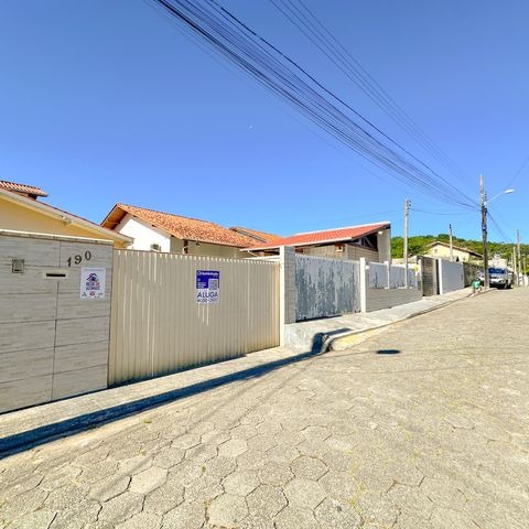 Casa para alugar com 167m², 4 quartos e 6 vagasVista da Rua