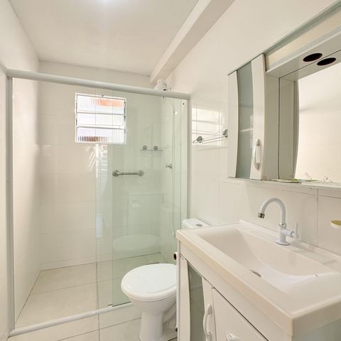 Casa para alugar com 167m², 4 quartos e 6 vagasBanheiro 3