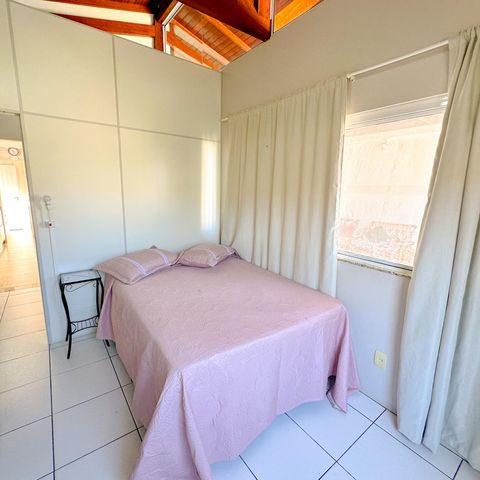 Casa para alugar com 167m², 4 quartos e 6 vagasQuarta 4