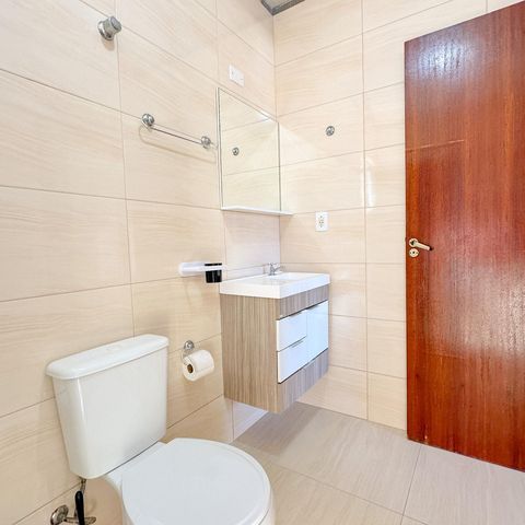 Casa para alugar com 167m², 4 quartos e 6 vagasBanheiro 2