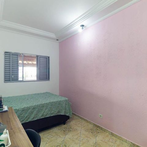 Casa à venda com 80m², 2 quartos e 2 vagas Casa à venda com 80m², 2 quartos e 2 vagasQuarto