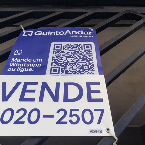Casa à venda com 80m², 2 quartos e 2 vagas Casa à venda com 80m², 2 quartos e 2 vagasPlaca