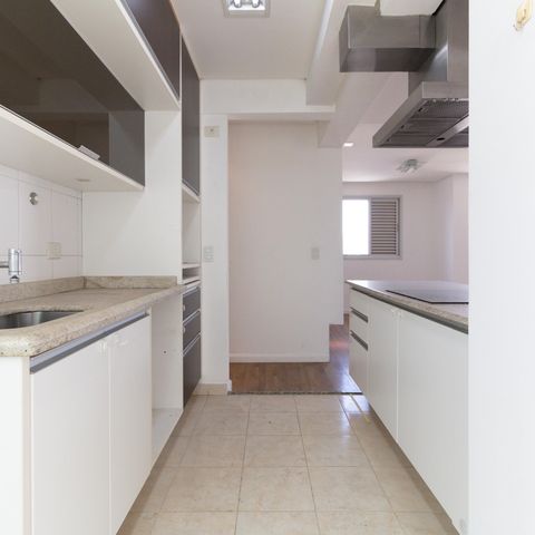 Apartamento à venda com 69m², 2 quartos e 2 vagasCozinha 