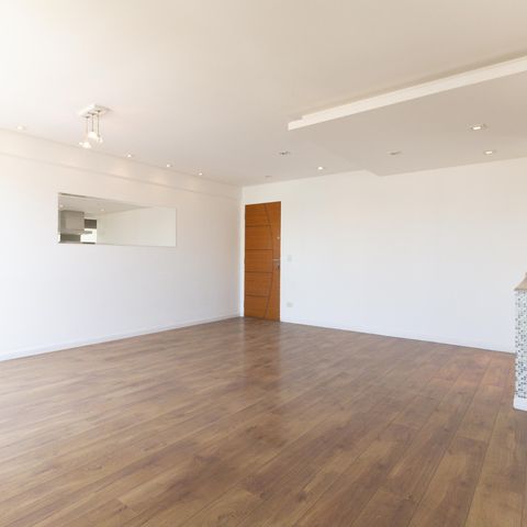 Apartamento à venda com 69m², 2 quartos e 2 vagasSala