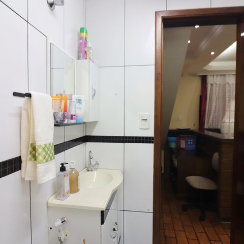 Casa à venda com 160m², 3 quartos e 2 vagasBanheiro Social 2