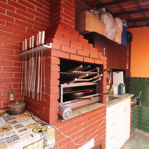 Casa à venda com 160m², 3 quartos e 2 vagasEspaço Gourmet