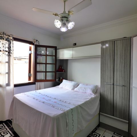 Casa à venda com 160m², 3 quartos e 2 vagasQuarto 1