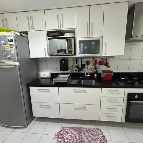 Apartamento à venda com 98m², 4 quartos e 2 vagasCozinha