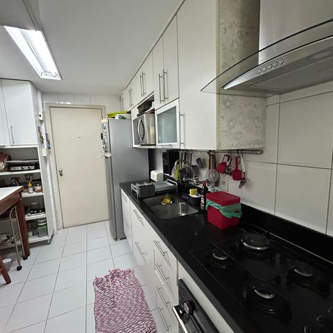 Apartamento à venda com 98m², 4 quartos e 2 vagasCozinha
