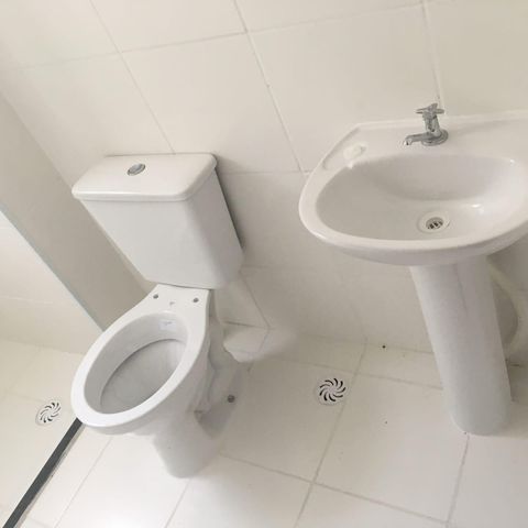 Studio para alugar com 25m², 1 quarto e sem vaga Studio para alugar com 25m², 1 quarto e sem vagaBanheiro