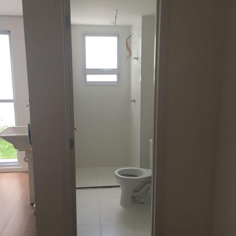 Studio para alugar com 25m², 1 quarto e sem vaga Studio para alugar com 25m², 1 quarto e sem vagaBanheiro