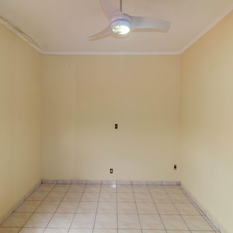 Casa para alugar com 180m², 4 quartos e 2 vagasQuarto 3