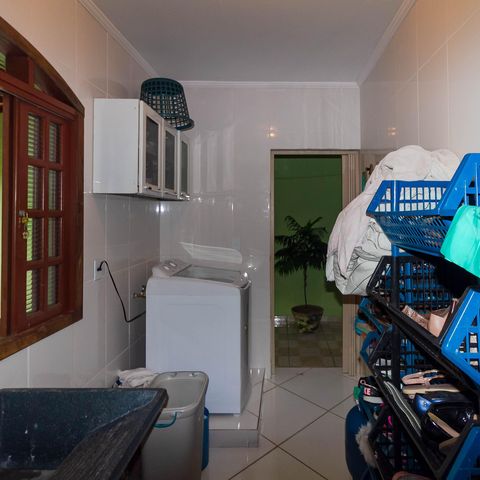 Casa para alugar com 180m², 4 quartos e 2 vagasÁrea de Serviço