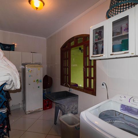 Casa para alugar com 180m², 4 quartos e 2 vagasÁrea de Serviço