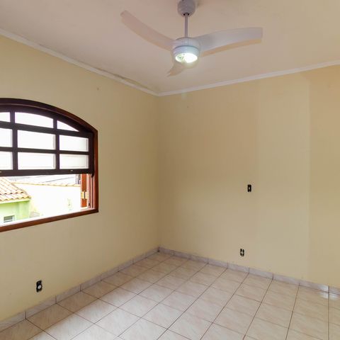Casa para alugar com 180m², 4 quartos e 2 vagasQuarto 3