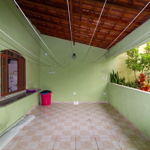 Casa para alugar com 180m², 4 quartos e 2 vagasQuintal