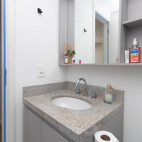 Apartamento à venda com 58m², 2 quartos e 1 vagaBanheiro Social