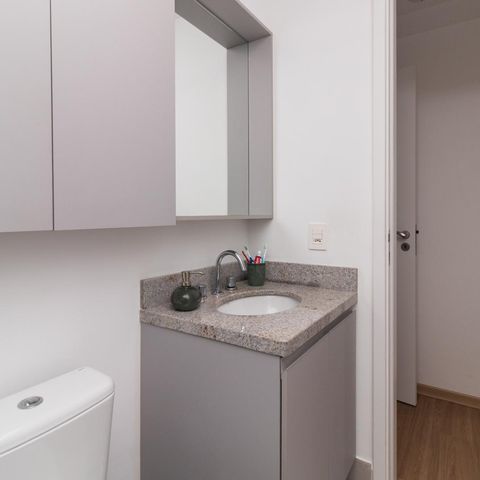 Apartamento à venda com 58m², 2 quartos e 1 vagaBanheiro da Suíte