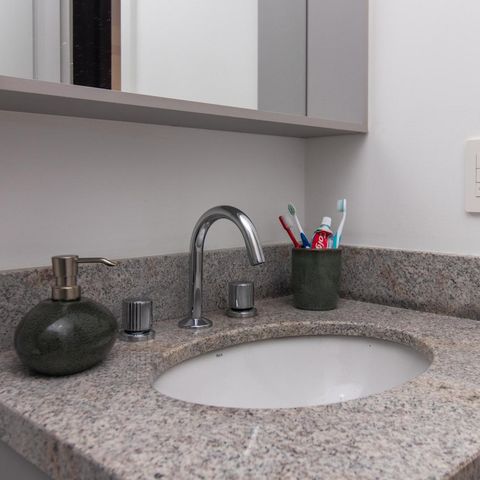Apartamento à venda com 58m², 2 quartos e 1 vagaBanheiro da Suíte