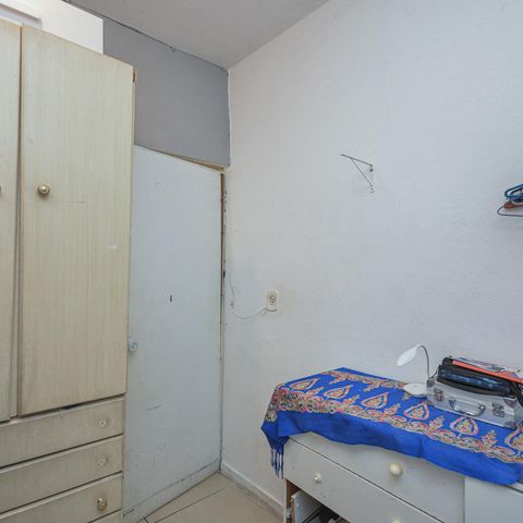 Casa à venda com 220m², 4 quartos e 2 vagas Casa à venda com 220m², 4 quartos e 2 vagasQuarto 1