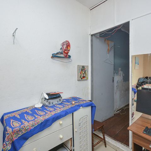 Casa à venda com 220m², 4 quartos e 2 vagas Casa à venda com 220m², 4 quartos e 2 vagasQuarto 1
