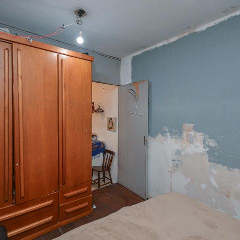 Casa à venda com 220m², 4 quartos e 2 vagas Casa à venda com 220m², 4 quartos e 2 vagasQuarto 2